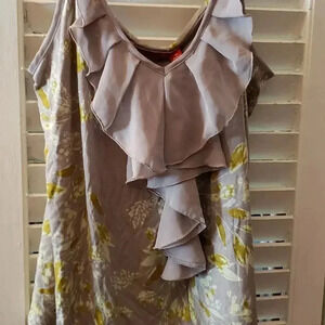 ‎Ladies/junior tank top